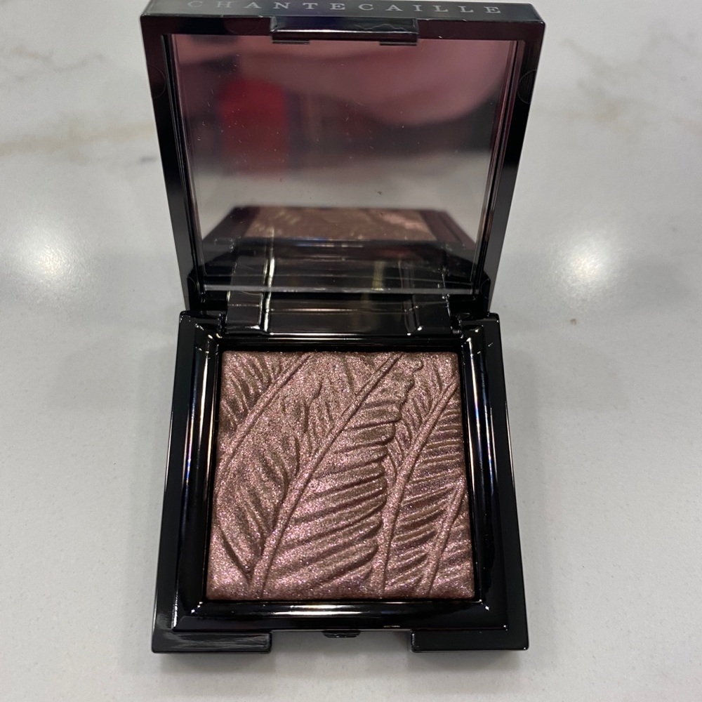 Chantecaille Dusty Lilac Eyeshadow